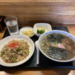 実川食堂 - ミニチャーハンセット（ラーメン・ミニチャーハン）