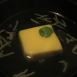 やさい料理 つむぎや - とうもろこし豆腐も甘くて美味。じゅんさい、立派！