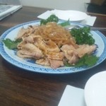 青龍 - 豚肉、クラゲ、キュウリの和え物　前菜