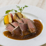ロビー・ラウンジ ザ・ラウンジ - サーロインステーキ　シャリアピンソース「100ｇ」1,452円「150ｇ」1,875円「200ｇ」2,238円