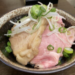 麺屋 七利屋 - 焼豚丼 250円