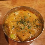 SPICY CURRY 魯珈 - クリーミィ野菜コルマカレー