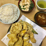 Imoya - 天ぷら定食750円に鱚天＋150円と蓮根天＋100円を追加にご飯大盛で