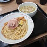 ラー麺 陽はまた昇る - 