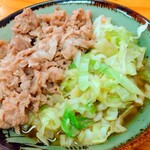 Kurazaki - 味噌スープ（かけうどん）小 350円 ＋ 肉100円 