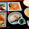 中国料理随園 - 西京弁当。
これに杏仁豆腐（昔ながらの菱形のだけど）付きます。