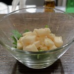 トリワイン ＰＩＫＯＳＨＨＨＵ - 山芋のペペロンチーノ風