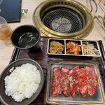 Yakiniku Yansando - ハラミランチ 1,815円