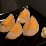 DEN - 自家製燻製たまご