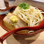 拉麺大公 - 焼き味噌ラーメン、もやし増し、辛しニンニク