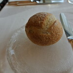 フレンチレストラン ミクニ サッポロ - 今日も美味しい手作りパン