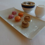 フレンチレストラン ミクニ サッポロ - プティフール