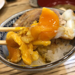 とんかつ八千代 - 割と固めだった