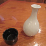 Meigetsu Antanakaya - 燗酒「菊正宗」
