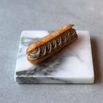 クラフタル - ・フォアグラとトリュフのエクレア