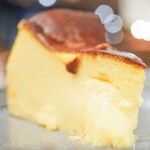 横浜DRAセブン - トロトロバスクチーズケーキ