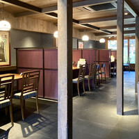 京の禅 車 四条烏丸店 - 店内(テーブル席)