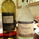 トラットリア コルポ デラ ストレーガ - FRASCATI 2種　イタリアワインの面白さ、奥の深さを堪能