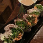 豚小家 - 豚しゃぶ生春巻き680円