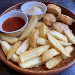 びっくりドンキー - ナゲット&ポテト