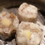 観行雲 - お肉みっちり　真ん中に貝柱