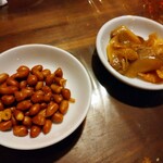 Hananokaku - 搾菜とピーナッツ