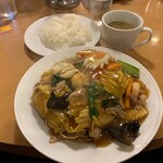 南海飯店 - かたい焼ソバ＋ライス