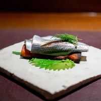 アカ - 小肌のボカディージョ