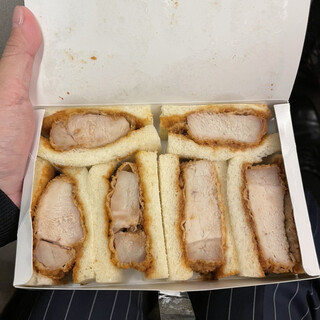 カツザハミルトン_0