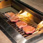 USHIGORO S. - 究極の黒タン厚切り 