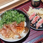 彦兵衛 - 伊勢うどん(420円)ウィンナー天(140円)いか天(140円)