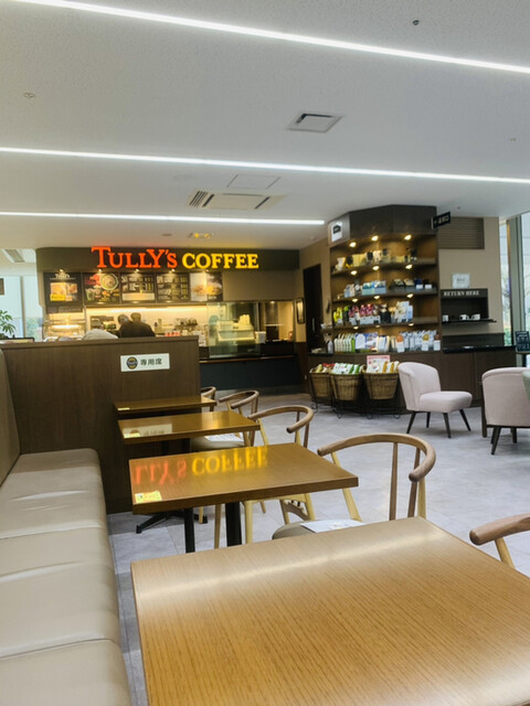 TULLY'S COFFEE Jeishieio Osakabyointen photo 5