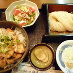 佐藤養助 秋田店 - 比内地鶏の照り焼き丼とうどんのセット　\1400　