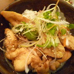 佐藤養助 秋田店 - 比内地鶏の照り焼き丼のアップ