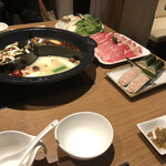 Mongoru Yakuzen Shabu Shabu Shaoweiyan - 