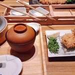 Katsu Koubou Wakou - 牡蠣ふらい盛り合わせ御飯