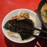 ラーメン 厚木家 - 今年も 海苔巻き(笑)(σ≧▽≦)σ