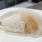 トリワイン ＰＩＫＯＳＨＨＨＵ - お上品に半分ずつ頂きましたで♪