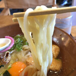 Youkina Karyuudo - 平打ち麺は同店の方がきちんと整えられ、