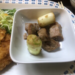 居喰処 光 - 2021/01/05
      本日の日替り とんかつ定食 500円