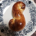 Tsukino Hinata - お土産のパン