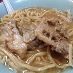 ラーメン二郎 - 豚はイマイチ