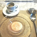 La Brianza - ディカフェコーヒーと。パンナコッタとコーヒー合うのよね～