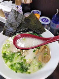 Menya Asahi - 塩とんこつスープ
