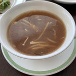 中国料理 桃李 - ふかひれ入り五目スープ