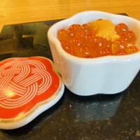 いわ志 本店 - 可愛い♡
                    いつものビジュアル
                    超ミニミニいくら丼