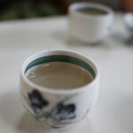 大畠家 - 蕎麦湯はこの時期なので湯呑みで提供されます