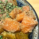 吉田カレー  - サーモン漬け