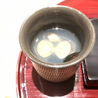 天麩羅とお蕎麦　三輪 - しじみの小水。身体に良さそう