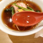 みんなのらぁ麺 阿飛流 - スープも抜群に旨かった。
